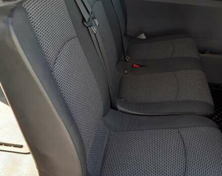 Серый Мерседес Вито, объемом двигателя 2.14 л и пробегом 214 тыс. км за 19000 $, фото 20 на Automoto.ua