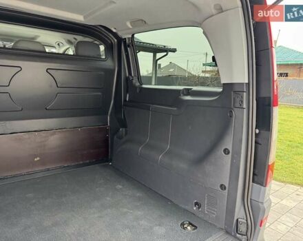 Серый Мерседес Вито, объемом двигателя 2.1 л и пробегом 297 тыс. км за 15700 $, фото 39 на Automoto.ua