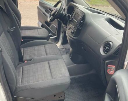 Серый Мерседес Вито, объемом двигателя 2.1 л и пробегом 223 тыс. км за 21800 $, фото 12 на Automoto.ua