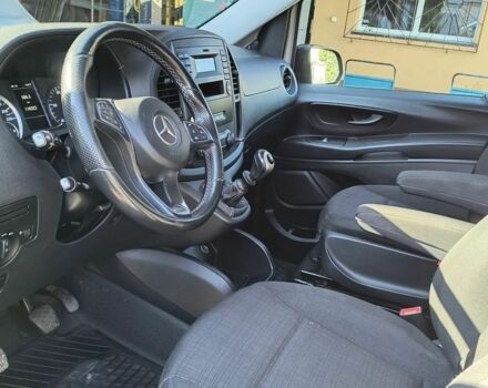 Серый Мерседес Вито, объемом двигателя 2.2 л и пробегом 110 тыс. км за 10500 $, фото 13 на Automoto.ua