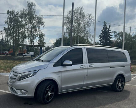 Серый Мерседес Вито, объемом двигателя 2.14 л и пробегом 241 тыс. км за 23500 $, фото 3 на Automoto.ua