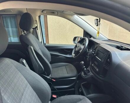 Серый Мерседес Вито, объемом двигателя 2.2 л и пробегом 255 тыс. км за 10800 $, фото 10 на Automoto.ua