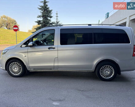 Серый Мерседес Вито, объемом двигателя 2.2 л и пробегом 192 тыс. км за 23950 $, фото 4 на Automoto.ua