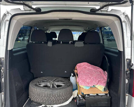 Серый Мерседес Вито, объемом двигателя 2.14 л и пробегом 293 тыс. км за 23000 $, фото 6 на Automoto.ua