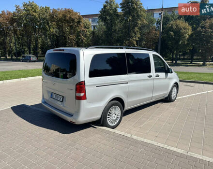 Серый Мерседес Вито, объемом двигателя 2.14 л и пробегом 192 тыс. км за 24500 $, фото 6 на Automoto.ua