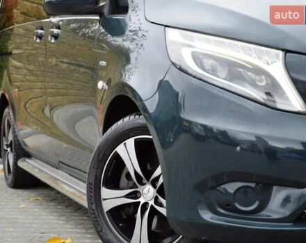 Серый Мерседес Вито, объемом двигателя 2.2 л и пробегом 99 тыс. км за 21500 $, фото 3 на Automoto.ua