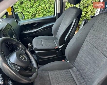 Серый Мерседес Вито, объемом двигателя 2.1 л и пробегом 255 тыс. км за 18000 $, фото 13 на Automoto.ua