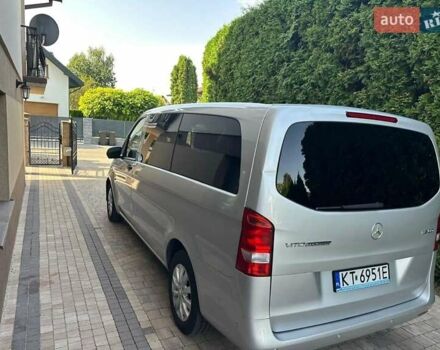 Серый Мерседес Вито, объемом двигателя 2.1 л и пробегом 255 тыс. км за 18000 $, фото 7 на Automoto.ua