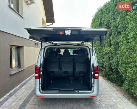 Серый Мерседес Вито, объемом двигателя 2.1 л и пробегом 255 тыс. км за 18000 $, фото 6 на Automoto.ua