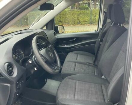 Серый Мерседес Вито, объемом двигателя 2.1 л и пробегом 223 тыс. км за 21800 $, фото 9 на Automoto.ua