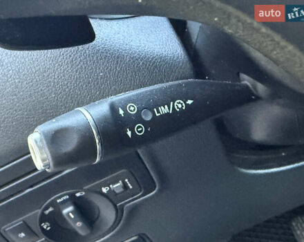 Серый Мерседес Вито, объемом двигателя 2.2 л и пробегом 192 тыс. км за 23950 $, фото 21 на Automoto.ua