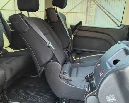 Серый Мерседес Вито, объемом двигателя 2.2 л и пробегом 110 тыс. км за 10500 $, фото 10 на Automoto.ua