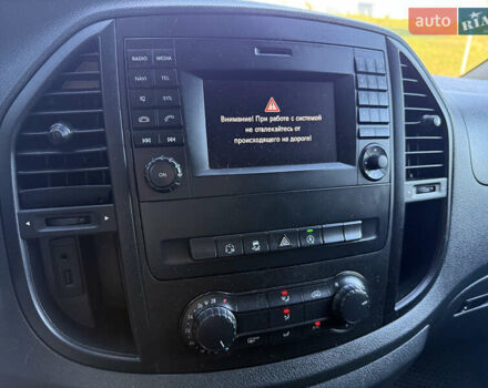 Серый Мерседес Вито, объемом двигателя 2.2 л и пробегом 192 тыс. км за 23950 $, фото 13 на Automoto.ua