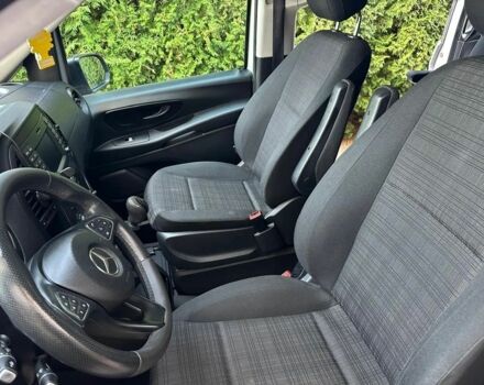 Серый Мерседес Вито, объемом двигателя 2.2 л и пробегом 255 тыс. км за 10800 $, фото 13 на Automoto.ua