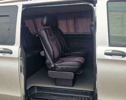 Серый Мерседес Вито, объемом двигателя 2.2 л и пробегом 355 тыс. км за 21500 $, фото 18 на Automoto.ua