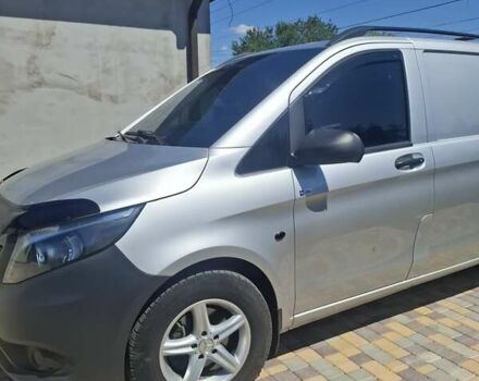 Серый Мерседес Вито, объемом двигателя 1.6 л и пробегом 105 тыс. км за 21000 $, фото 3 на Automoto.ua