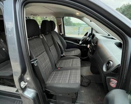 Сірий Мерседес Віто, об'ємом двигуна 2.2 л та пробігом 212 тис. км за 16550 $, фото 5 на Automoto.ua