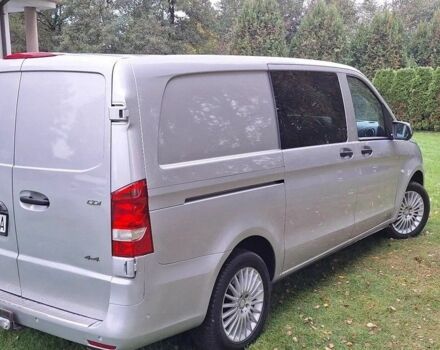 Серый Мерседес Вито, объемом двигателя 2.2 л и пробегом 140 тыс. км за 12200 $, фото 3 на Automoto.ua