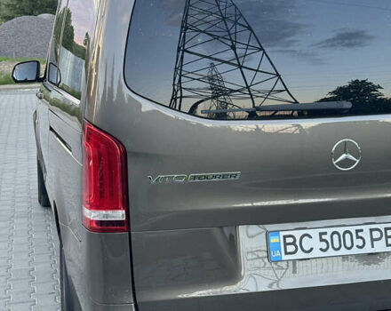 Серый Мерседес Вито, объемом двигателя 2.14 л и пробегом 374 тыс. км за 27000 $, фото 9 на Automoto.ua