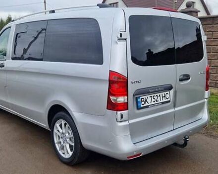 Серый Мерседес Вито, объемом двигателя 2.2 л и пробегом 355 тыс. км за 21500 $, фото 4 на Automoto.ua