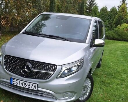 Серый Мерседес Вито, объемом двигателя 2.2 л и пробегом 140 тыс. км за 12200 $, фото 2 на Automoto.ua