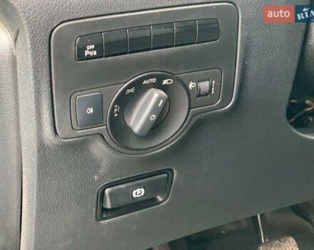 Серый Мерседес Вито, объемом двигателя 2.2 л и пробегом 197 тыс. км за 19130 $, фото 16 на Automoto.ua