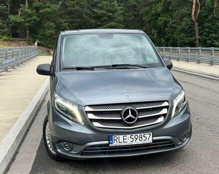 Сірий Мерседес Віто, об'ємом двигуна 2.2 л та пробігом 212 тис. км за 16550 $, фото 19 на Automoto.ua