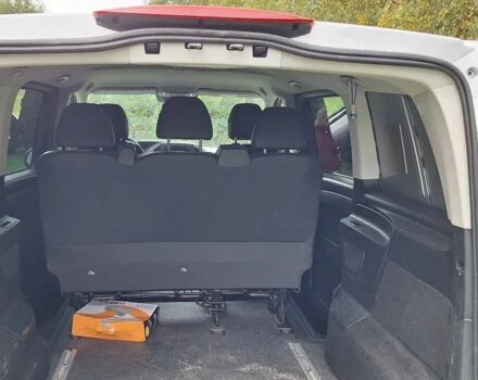 Серый Мерседес Вито, объемом двигателя 2.2 л и пробегом 140 тыс. км за 12200 $, фото 11 на Automoto.ua