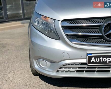 Серый Мерседес Вито, объемом двигателя 2.2 л и пробегом 197 тыс. км за 19130 $, фото 9 на Automoto.ua