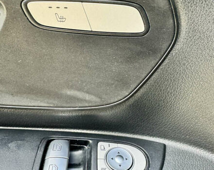 Серый Мерседес Вито, объемом двигателя 2.14 л и пробегом 374 тыс. км за 27000 $, фото 15 на Automoto.ua