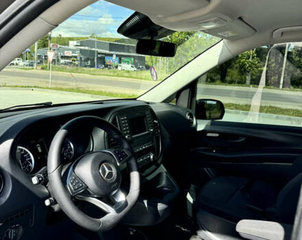 Серый Мерседес Вито, объемом двигателя 2.14 л и пробегом 374 тыс. км за 27000 $, фото 12 на Automoto.ua