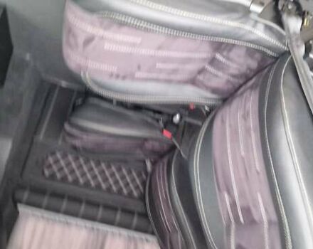 Серый Мерседес Вито, объемом двигателя 2.2 л и пробегом 355 тыс. км за 21500 $, фото 20 на Automoto.ua