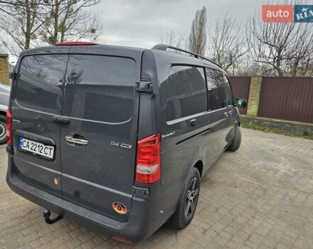 Серый Мерседес Вито, объемом двигателя 2.14 л и пробегом 300 тыс. км за 18850 $, фото 7 на Automoto.ua