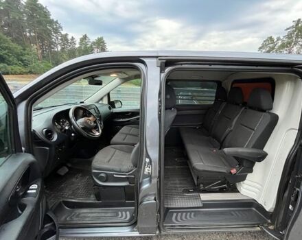 Сірий Мерседес Віто, об'ємом двигуна 2.2 л та пробігом 212 тис. км за 16550 $, фото 20 на Automoto.ua