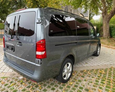 Серый Мерседес Вито, объемом двигателя 2.2 л и пробегом 160 тыс. км за 20526 $, фото 4 на Automoto.ua