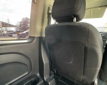 Серый Мерседес Вито, объемом двигателя 2.14 л и пробегом 187 тыс. км за 34000 $, фото 17 на Automoto.ua