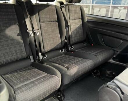 Серый Мерседес Вито, объемом двигателя 2.14 л и пробегом 187 тыс. км за 34000 $, фото 13 на Automoto.ua