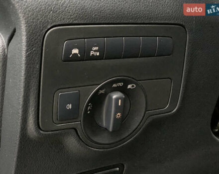 Сірий Мерседес Віто, об'ємом двигуна 2.14 л та пробігом 280 тис. км за 28955 $, фото 37 на Automoto.ua