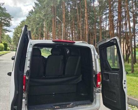 Серый Мерседес Вито, объемом двигателя 2.14 л и пробегом 167 тыс. км за 24000 $, фото 7 на Automoto.ua