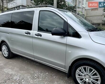 Серый Мерседес Вито, объемом двигателя 2.14 л и пробегом 268 тыс. км за 28900 $, фото 4 на Automoto.ua