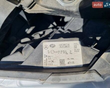 Сірий Мерседес Віто, об'ємом двигуна 2.14 л та пробігом 61 тис. км за 21850 $, фото 31 на Automoto.ua