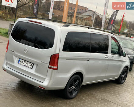 Сірий Мерседес Віто, об'ємом двигуна 2.14 л та пробігом 280 тис. км за 28955 $, фото 14 на Automoto.ua