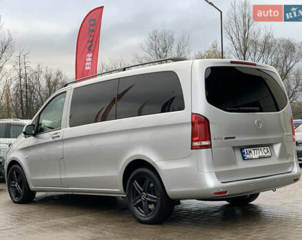 Сірий Мерседес Віто, об'ємом двигуна 2.14 л та пробігом 280 тис. км за 28955 $, фото 16 на Automoto.ua
