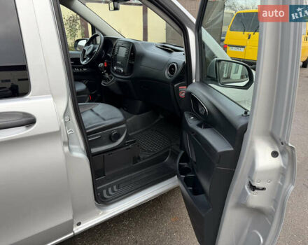 Сірий Мерседес Віто, об'ємом двигуна 2.14 л та пробігом 157 тис. км за 23900 $, фото 9 на Automoto.ua