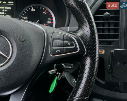 Сірий Мерседес Віто, об'ємом двигуна 2.14 л та пробігом 280 тис. км за 28955 $, фото 39 на Automoto.ua