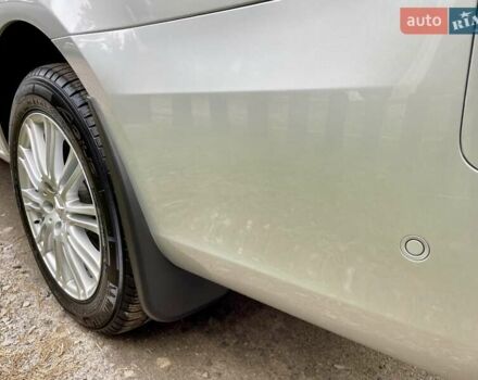 Серый Мерседес Вито, объемом двигателя 2.14 л и пробегом 268 тыс. км за 28900 $, фото 9 на Automoto.ua