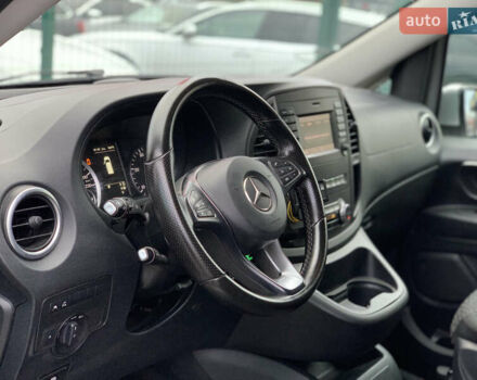 Сірий Мерседес Віто, об'ємом двигуна 2.14 л та пробігом 280 тис. км за 28955 $, фото 23 на Automoto.ua