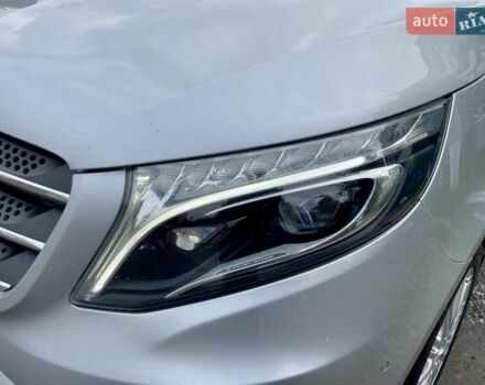 Серый Мерседес Вито, объемом двигателя 2.14 л и пробегом 268 тыс. км за 28900 $, фото 2 на Automoto.ua