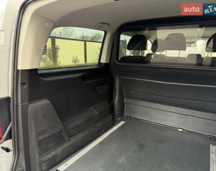 Сірий Мерседес Віто, об'ємом двигуна 2.14 л та пробігом 157 тис. км за 23900 $, фото 17 на Automoto.ua