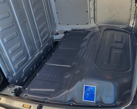 Сірий Мерседес Віто, об'ємом двигуна 2.14 л та пробігом 61 тис. км за 21850 $, фото 13 на Automoto.ua